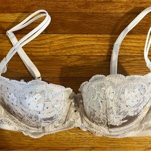Victoria’s Secret Push Up Bra 34A